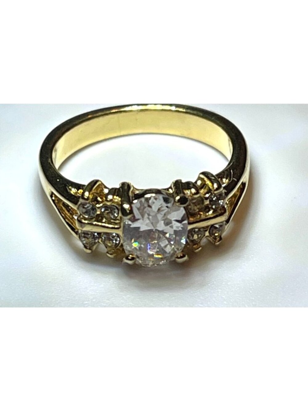 Vintage 1970s Gold Tone Oval Crystal Cluster Cocktail Engagement Ring Size 8